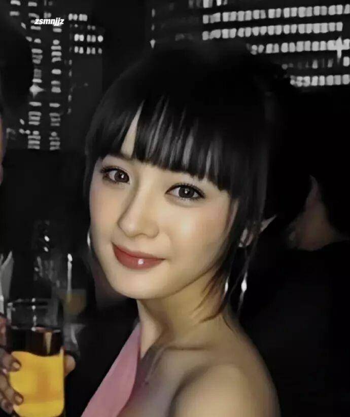 以前的杨幂是真的美啊,长了一双魅惑人心的"狐狸眼"_显得_时尚_眼睛