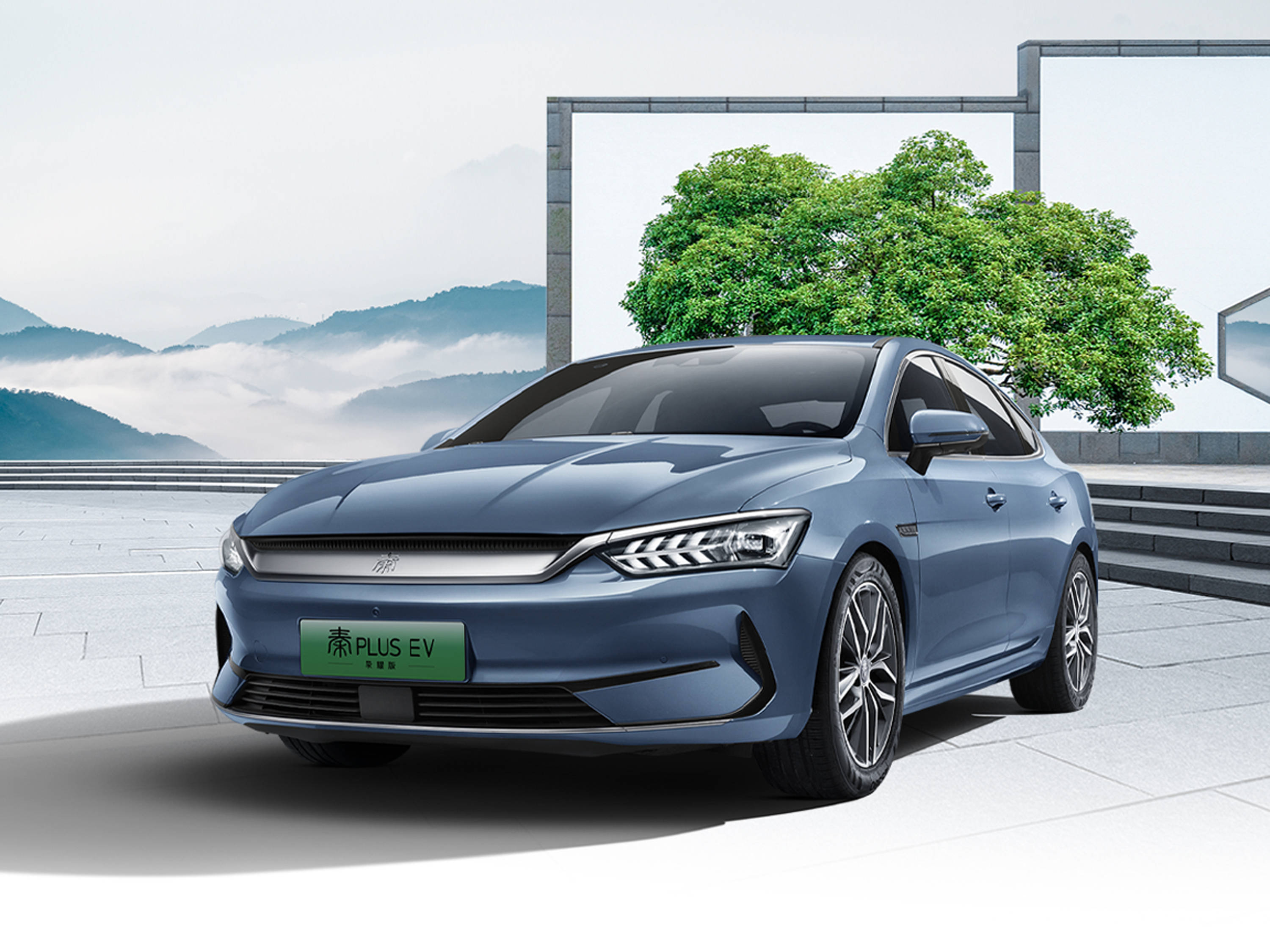 0核心技术,匹配八合一电动力总成和宽温域高效热泵系