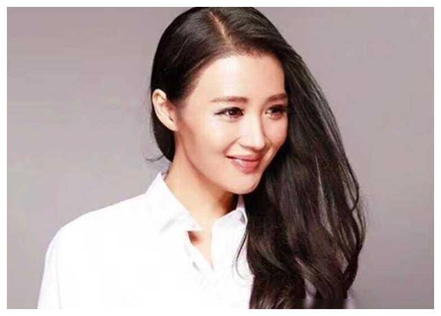 美女白庆琳:遭雪藏,嫁硬汉,离婚后活成自己的老公_事业_经历_专业户