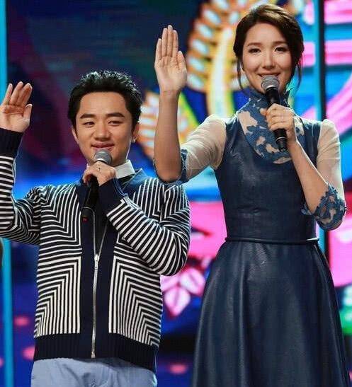 综艺感强大受人欢迎_王祖蓝_李亚男_穿着