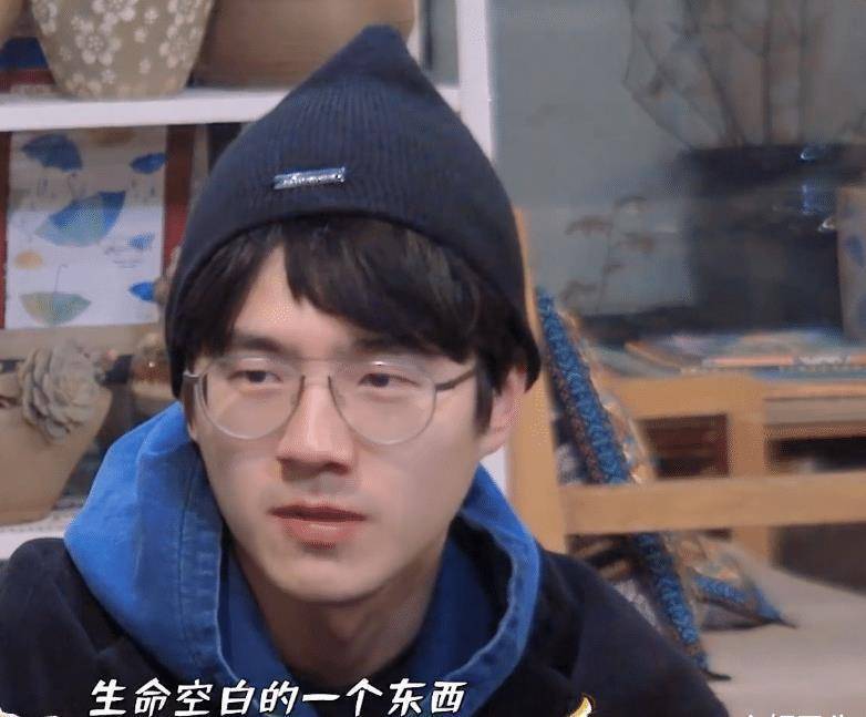 《恰好是少年》预告片:王俊凯被怼脸拍超绝,刘昊然却变为路人