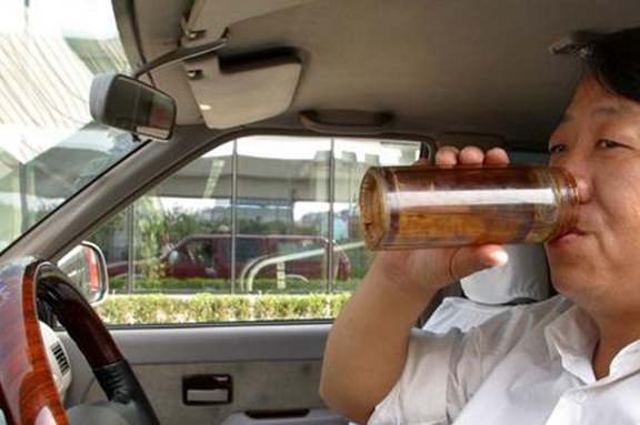 3,鸡骨草鸡骨草这个名词很少被提起,很多年轻的朋友不是太了解甚至不