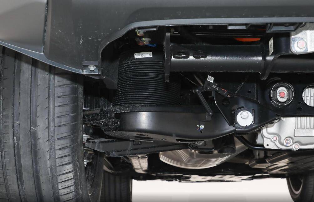 8万,3.0t v6双涡轮 p2电机,油耗低至2.97l_搜狐汽车_搜狐网