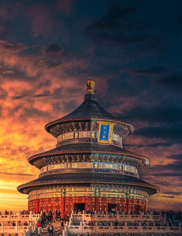 旅游者_美食街_小吃街