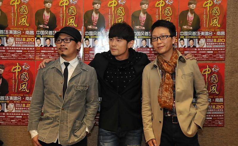 方文山取名最烂的一首歌,周杰伦嫌弃的唱完后,红了10年零差评_名字