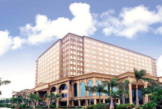 从穷小子到东莞土皇帝,"太子辉"是如何起家,又是如