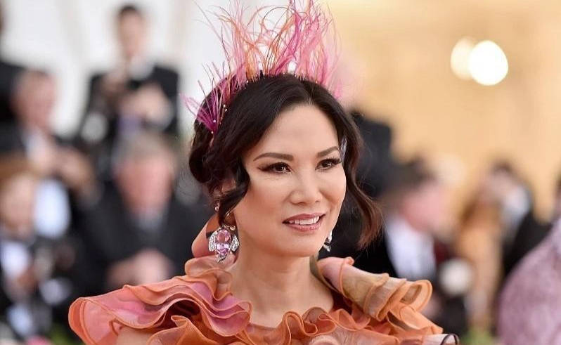 19岁做国际小三,31岁嫁世界大亨,名媛邓文迪一路"睡"到巅峰_默多克