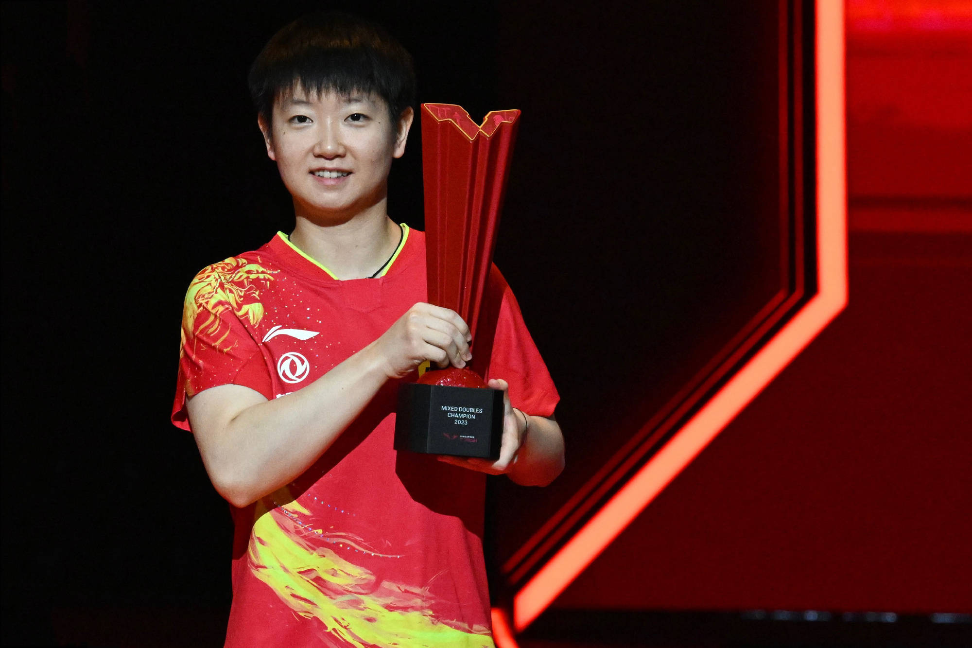 孙颖莎新加坡大满贯比赛不再兼项,莎莎能歇歇了_国乒_混双_女单