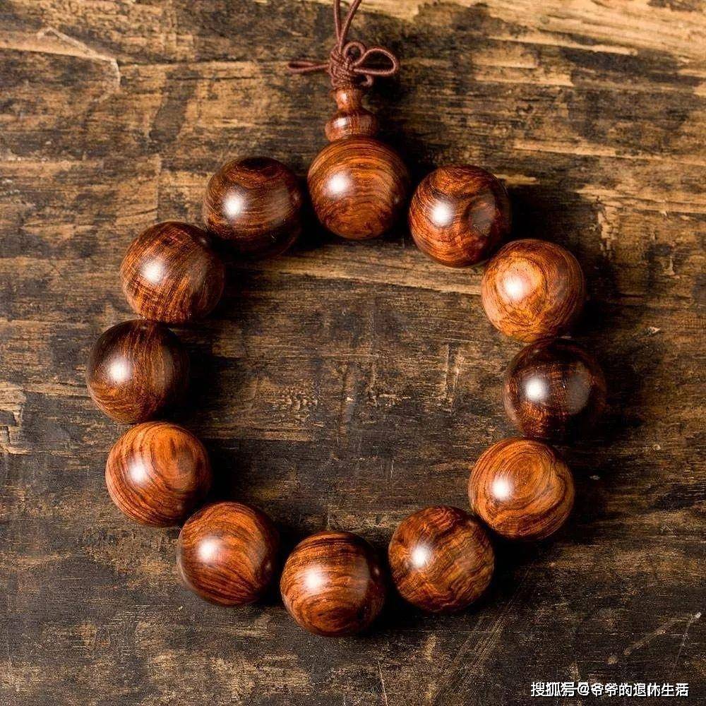 原来冒充海黄手串的木头有这么多_黄花梨_海南_因为