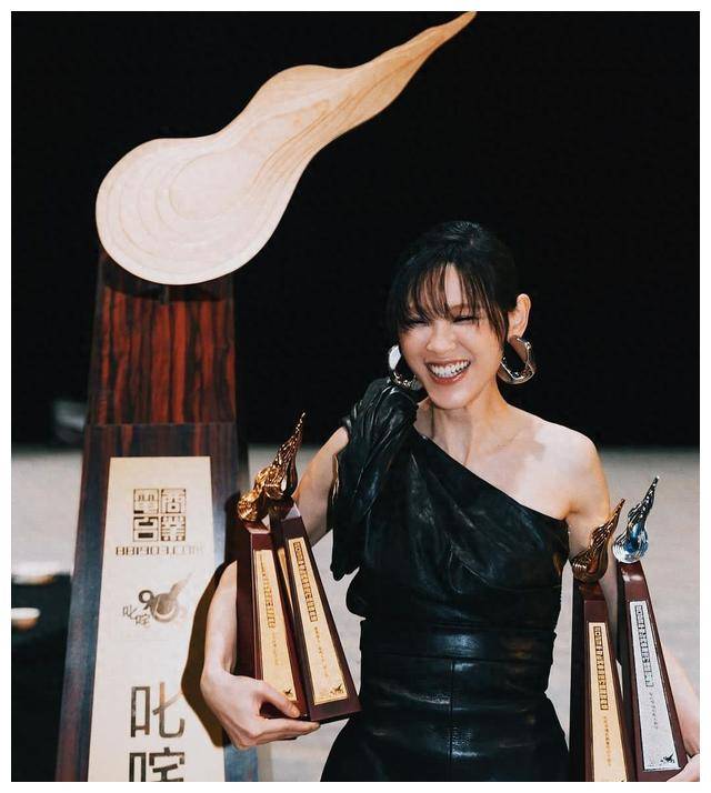 粉丝请放心,这只是谣言而已._香港_内地_节目