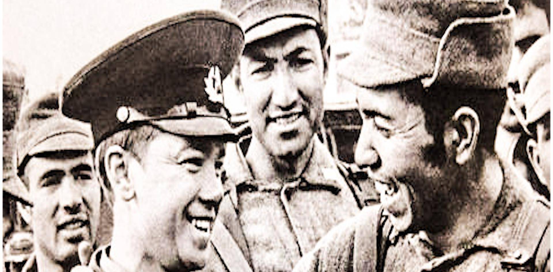 苏方还对其进行军事训练?_周保中_部队_药品