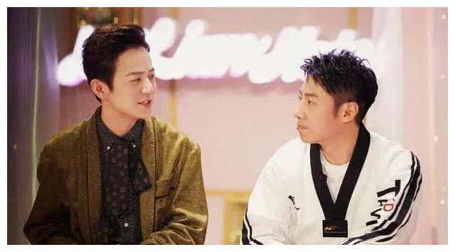 何炅和撒贝宁同框!央视与芒果联手合作,引发热议._观众_节目_明星