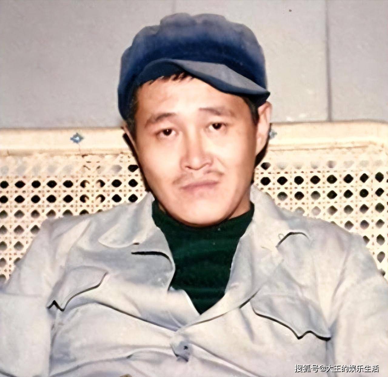 66岁的赵本山老脸丢光,名声都被儿子毁了_赵一楠_直播_工作