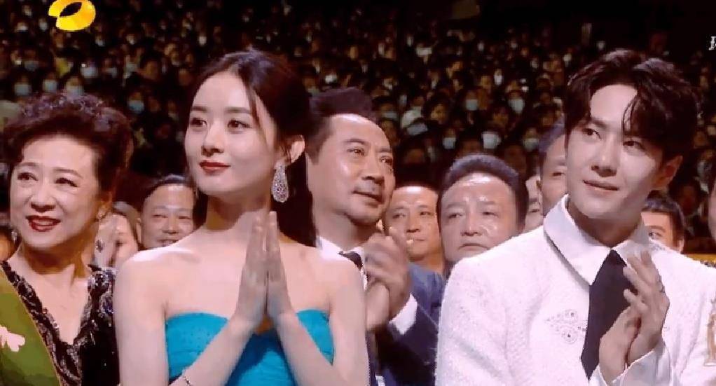 赵丽颖,王一博分获金鹰奖观众喜爱的男女演员奖,有翡cp真的绝!