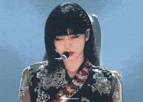 lisa肚皮和脖子色差对比明显,真实肤色这回瞒不住了_舞蹈_网友