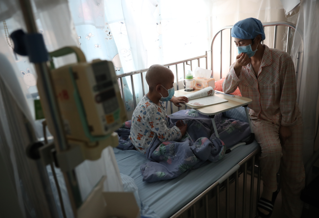 根据报道,自2014年起,复旦大学附属儿科医院已完成近200例儿童罕见病