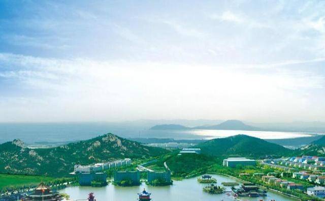 山东最富的村庄,被称旅游第一村,还拥有国内第一家村办5a级景区_威海