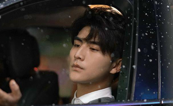 从小擅长运动的张思帆,因为长相帅气和表演能力,顺利的成为演员_时候