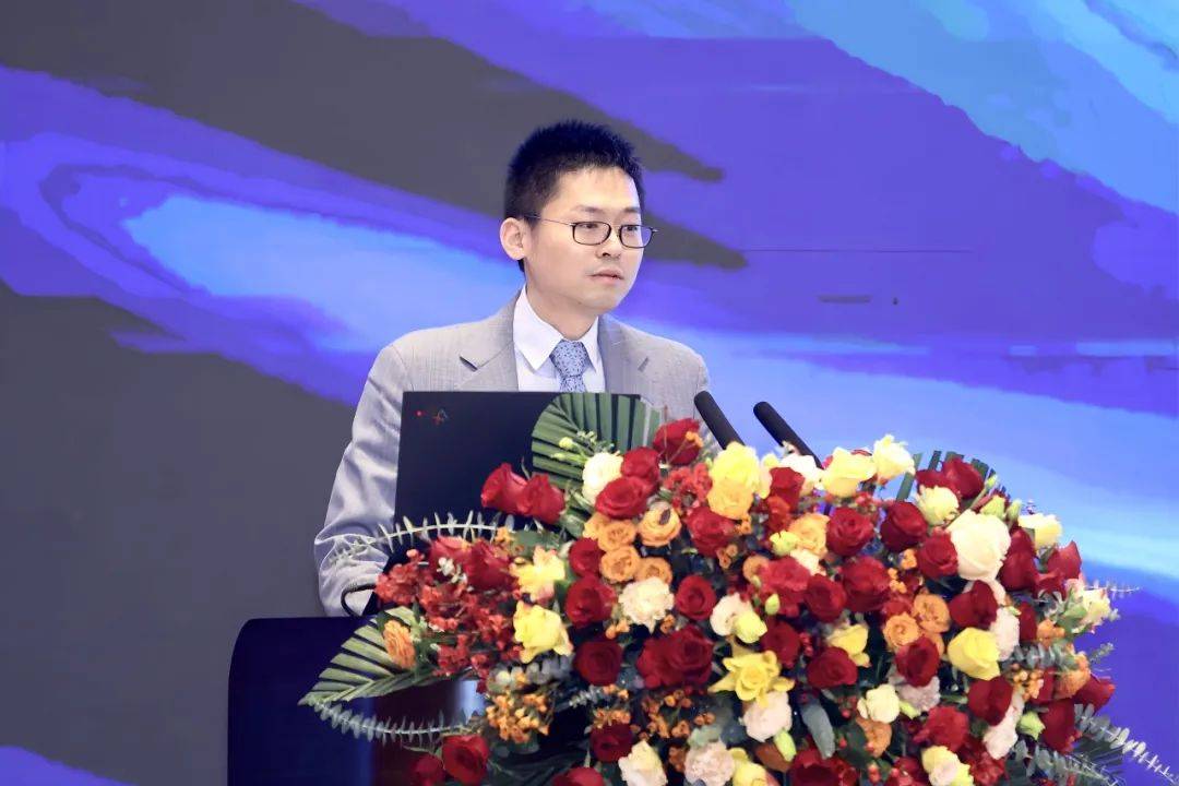 王晓松:新城控股2024年度经营分析会_董事长_工作_全体