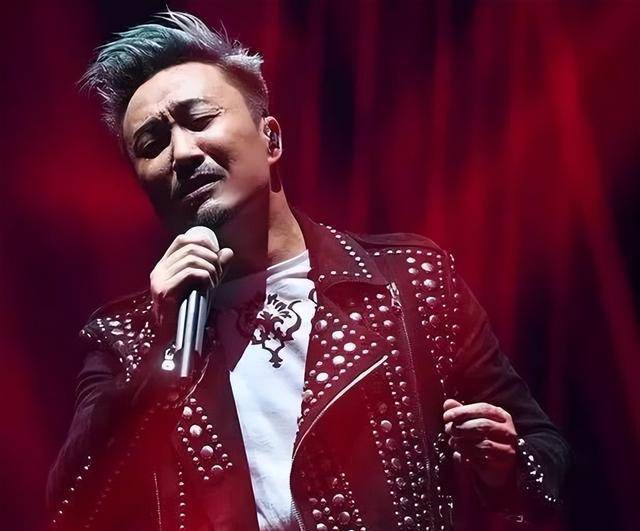 一场演唱会,暴露了郑中基的"乐坛实力",他给所有明星上了一课_程中基