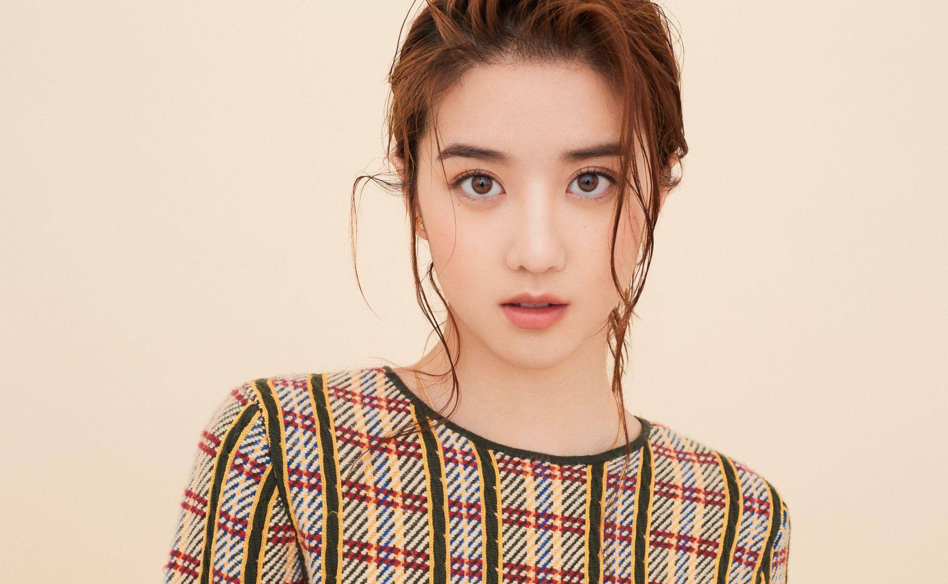 李凯馨春季look也忒高级了,眼下穿也不错!_风格_连衣裙_技巧