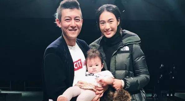 秦舒培_赵磊_女儿