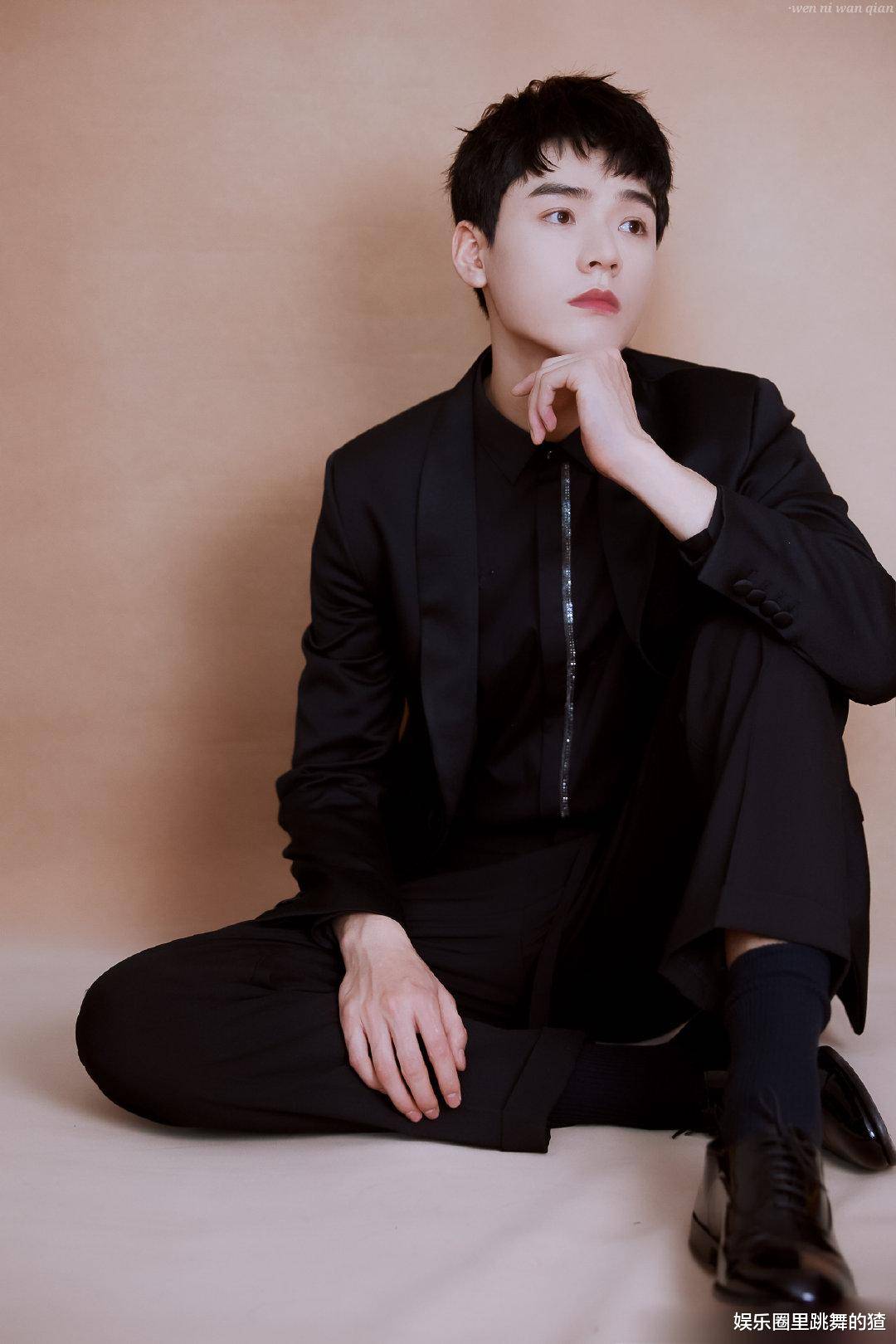 定妆照令人眼前一亮,看到开机时间:太期待_林深_花园_肖潇