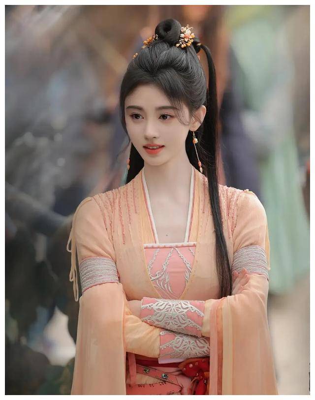 最后,个人喜好不同也是导致鞠婧祎主演的仙剑四被打差评的原因之一.