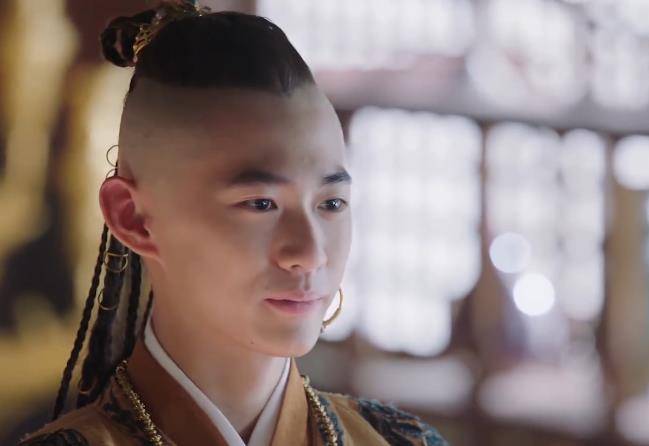 姑姑是萧燕燕,舅舅是韩德让,一把好牌却打烂的齐天皇后萧菩萨哥_圣宗