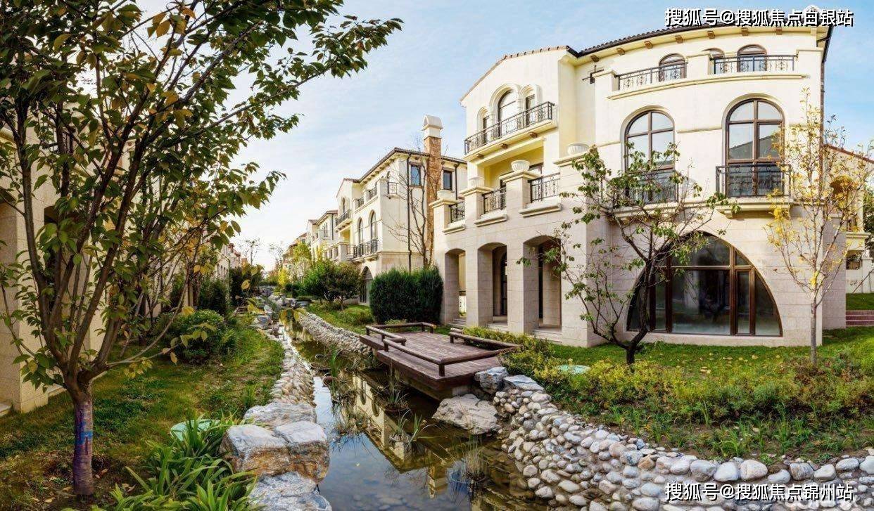 龙熙·瓦德拉玛庄园位于北京市 大兴区 龙熙温泉度假酒店南侧,交通