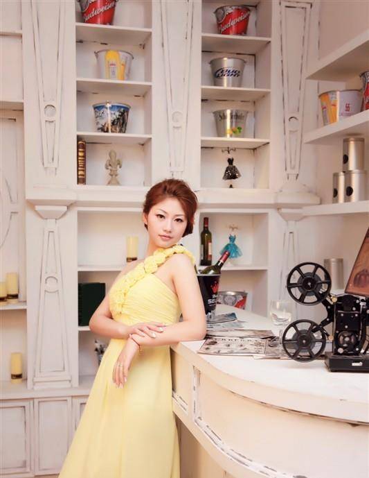 悍匪周克华被击毙后,同居女友称不认识他,短信记录暴露她就是同伙_贵