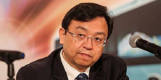 比亚迪总裁:哥哥辍学,嫂子卖嫁妆供其上学,今身家百亿不忘报恩_王传福