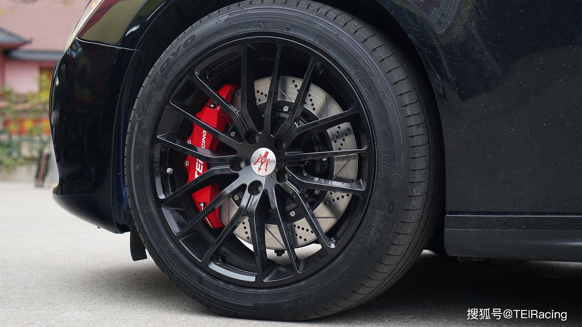 改装案例丨玛莎拉蒂吉博力升级p60es大六活塞卡钳套件_搜狐汽车_搜狐