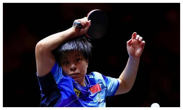 此外,马琳让经验丰富但年龄较大的陈梦担任二单,也被质疑.