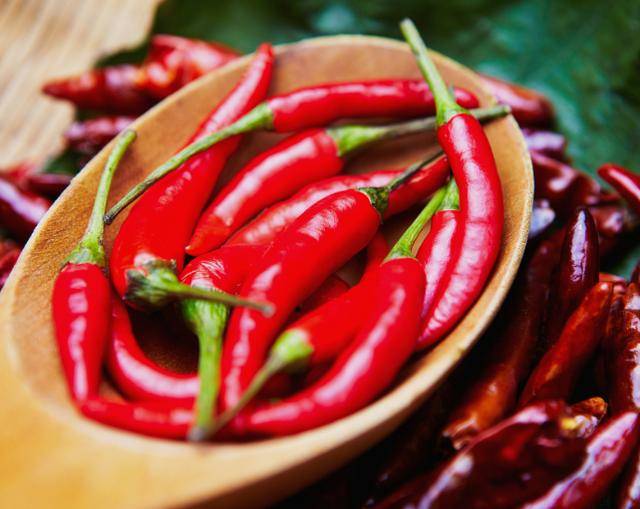吃辣椒,到底是降低血压,还是升高血压?研究给出了真相_肾脏_疾病_影响