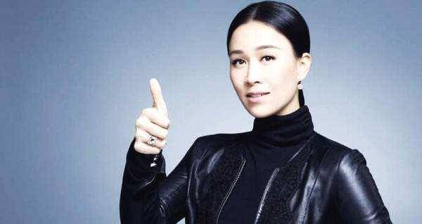 那英父亲与溥仪合照曝光,怪不得被称为大姐大,原来还有这一身份_清朝