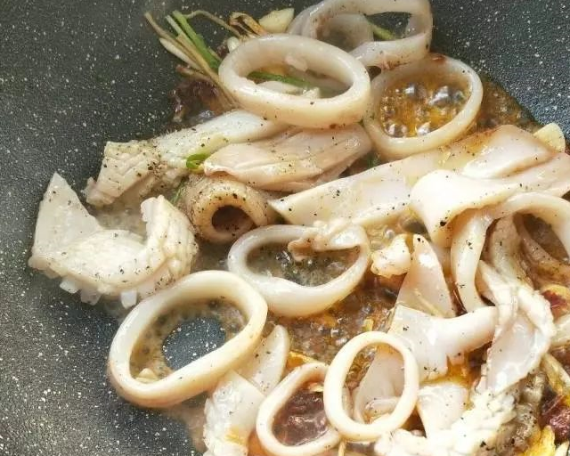 原创鱿鱼最火爆的吃法都在这啦完爆路边摊一口咬下去太销魂了