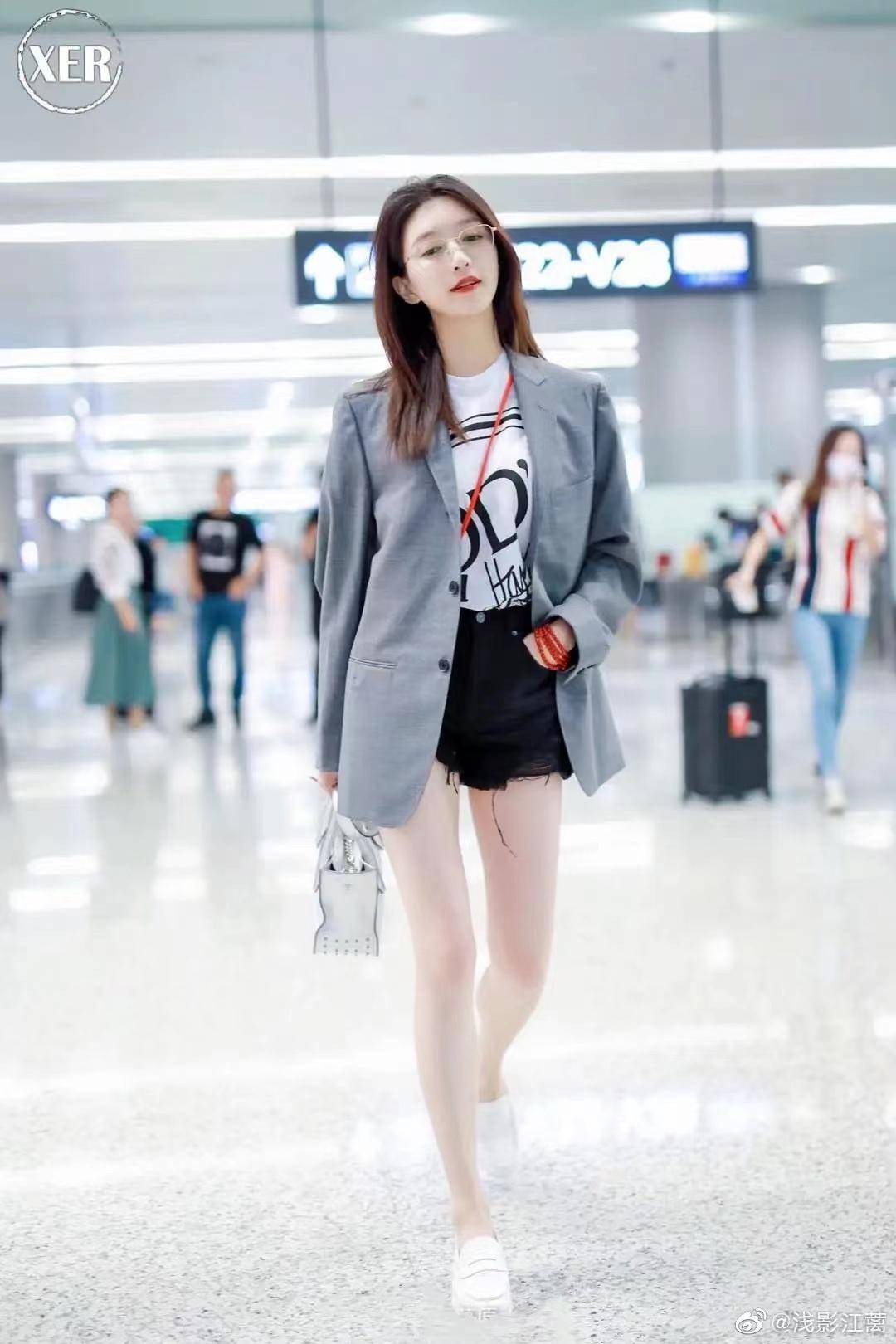 正面照曝光,唐嫣透露其联系,事发胡歌感爱情_女儿_仙剑奇侠传_彭于晏