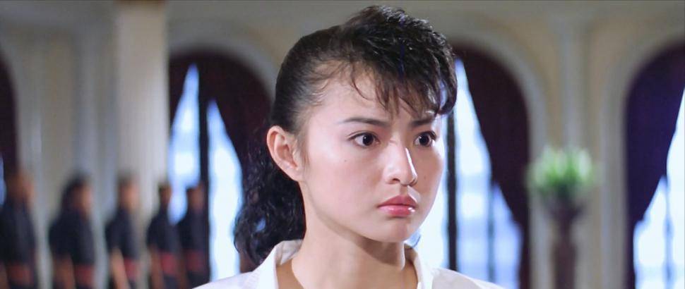 原创一代打女李赛凤的坎坷人生童年卖油条拍戏遭毁容退圈传绯闻