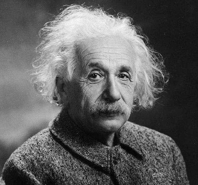 爱因斯坦:中国人蹲着吃饭,看起来就像欧洲人在丛林里上厕所一样_犹太