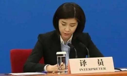 原创外交部女神晋升一句神仙翻译惊艳众人这才是学生该追的星