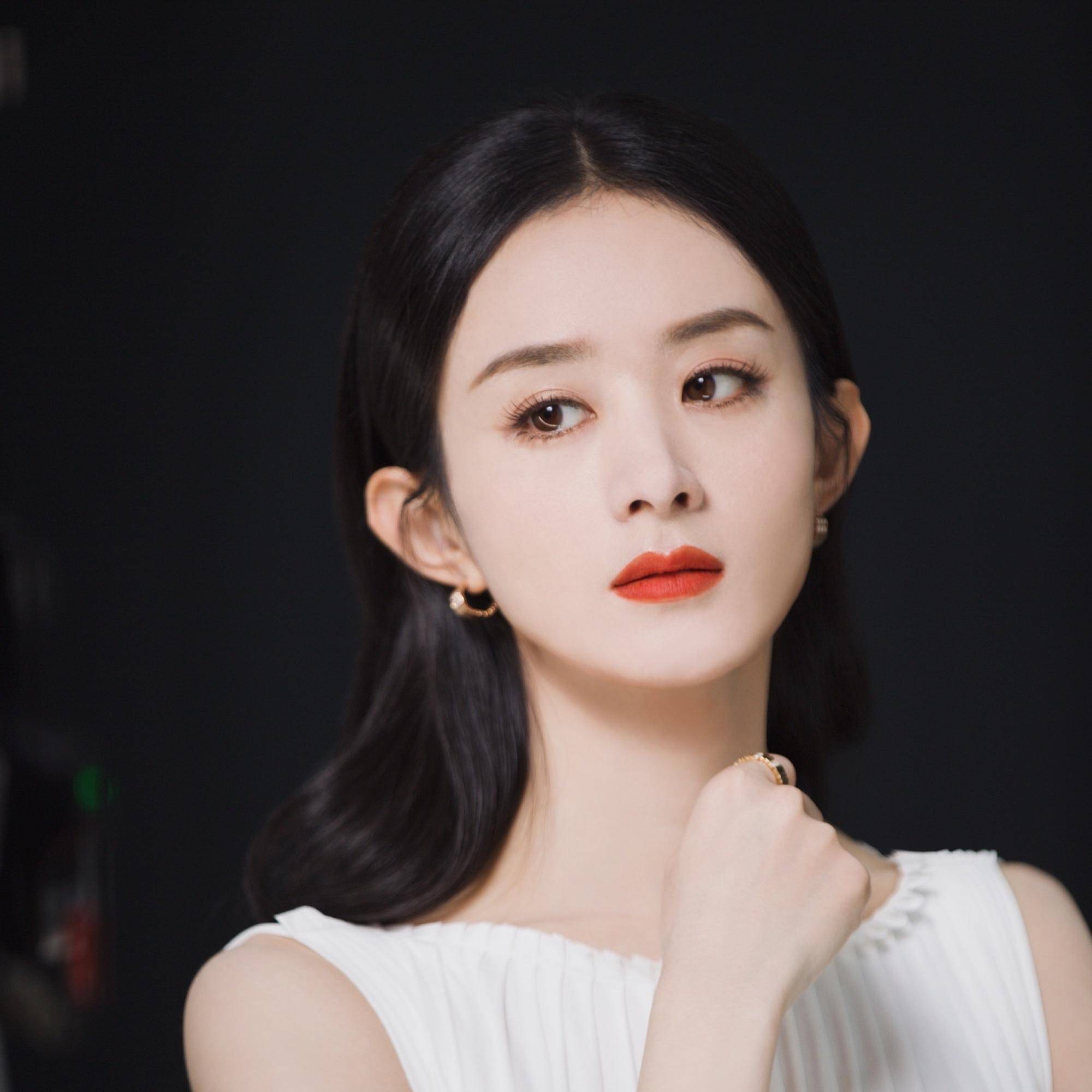 袁冰妍频频被指撞脸赵丽颖,二人曾合作《老九门》,同框时并不像_赵露