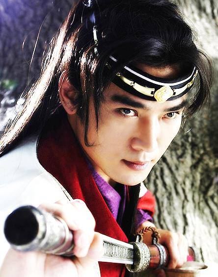 让人念念难忘的16位老牌古装男神!