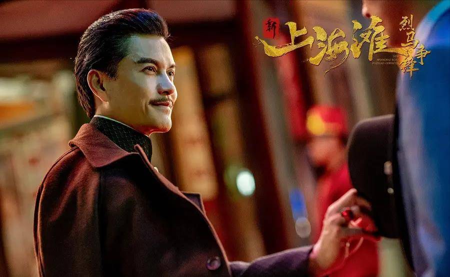 原创吕良伟一婚娶周海媚二婚娶邝美云三婚再娶女强人终于幸福