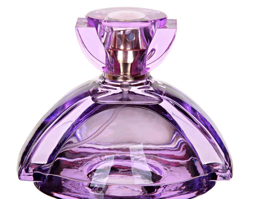 也正是在这期间,香水工业蓬勃地发展起来,毕竟人鼻子都是肉长的,不