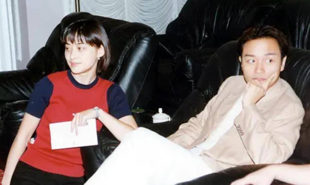 秦海璐:配角也能演出主角光芒,曾被嫌弃丑,照片被扔