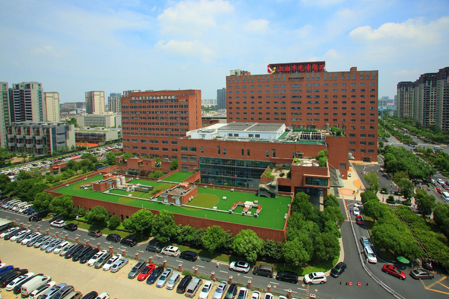 商超有城市超市,屈臣氏,爱婴室等,休闲娱乐有sfc上影imax影院,台北纯k