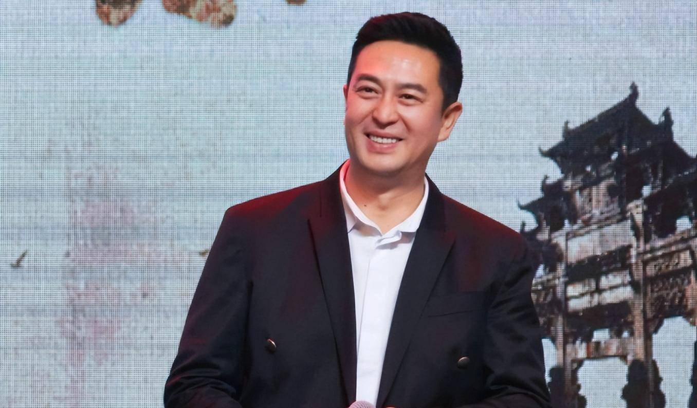 原创分手20年后再看杜珺张嘉译的各自境遇夫妻差距一目了然