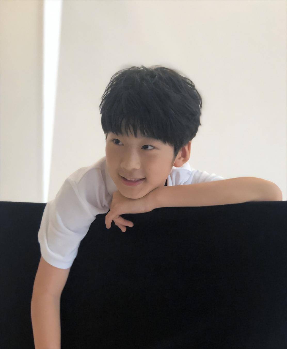 张亮火速回应,会做好引导谴责网暴_小孩子_教育_事情