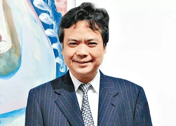 张松桥是中渝置地的老板,这家公司在巅峰的时候年营收超过了百亿,当时